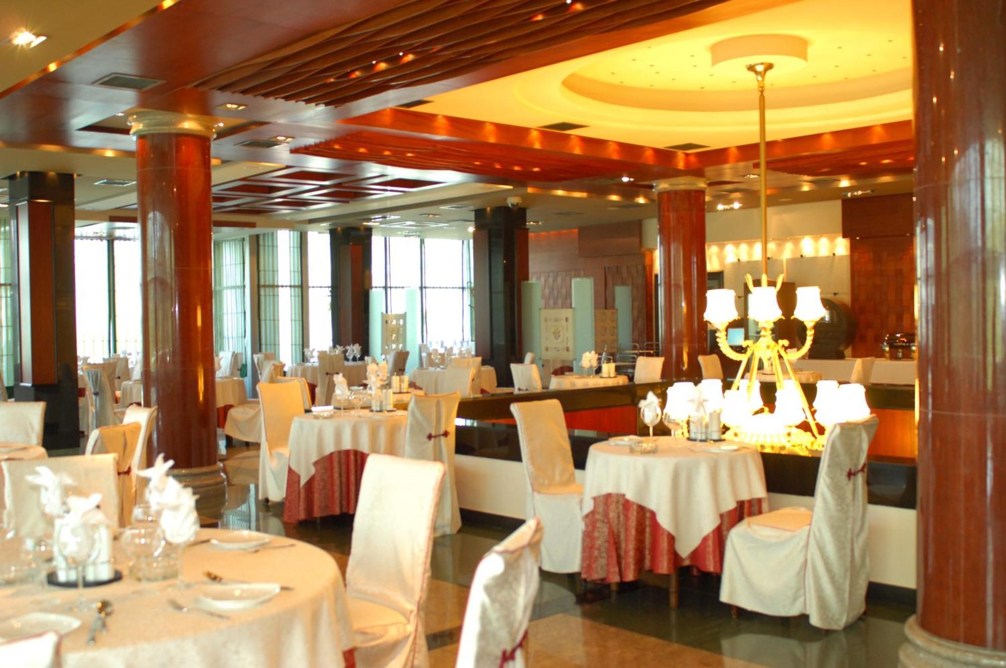 Grand Hotel Europa شكودر المظهر الخارجي الصورة