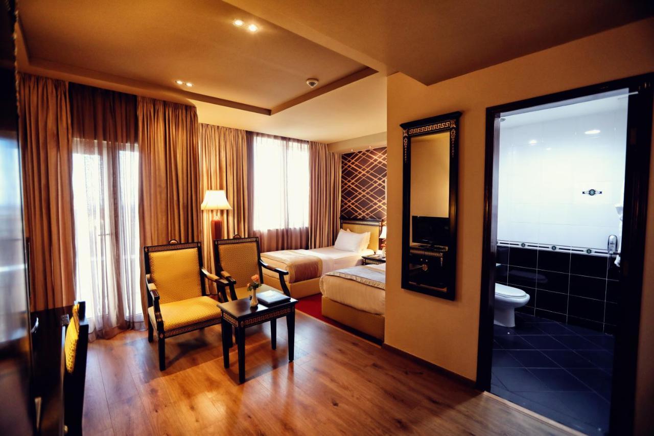 Grand Hotel Europa شكودر المظهر الخارجي الصورة